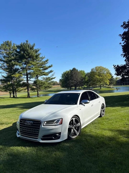 2015 Audi D4 S8 - Image 10 of 12