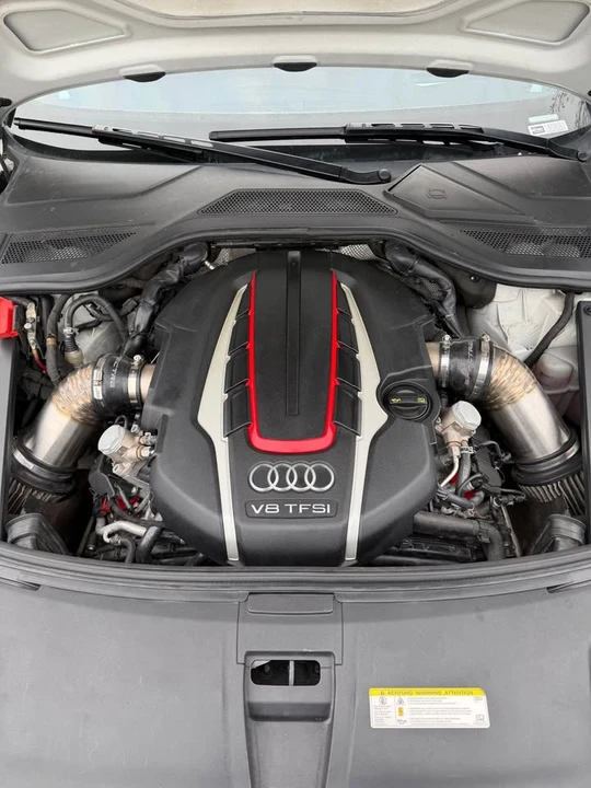 2015 Audi D4 S8 - Image 11 of 12