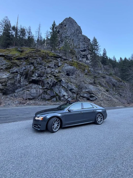 2015 Audi D4 S8 - Image 3 of 9