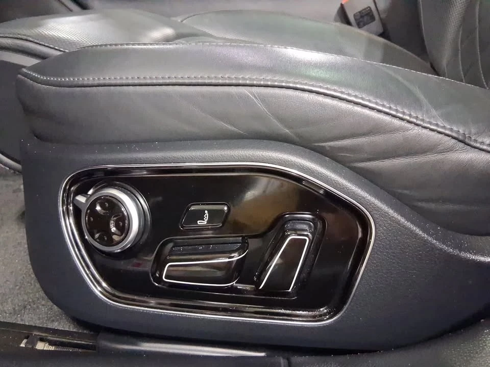 2015 Audi D4 S8 - Image 12 of 19