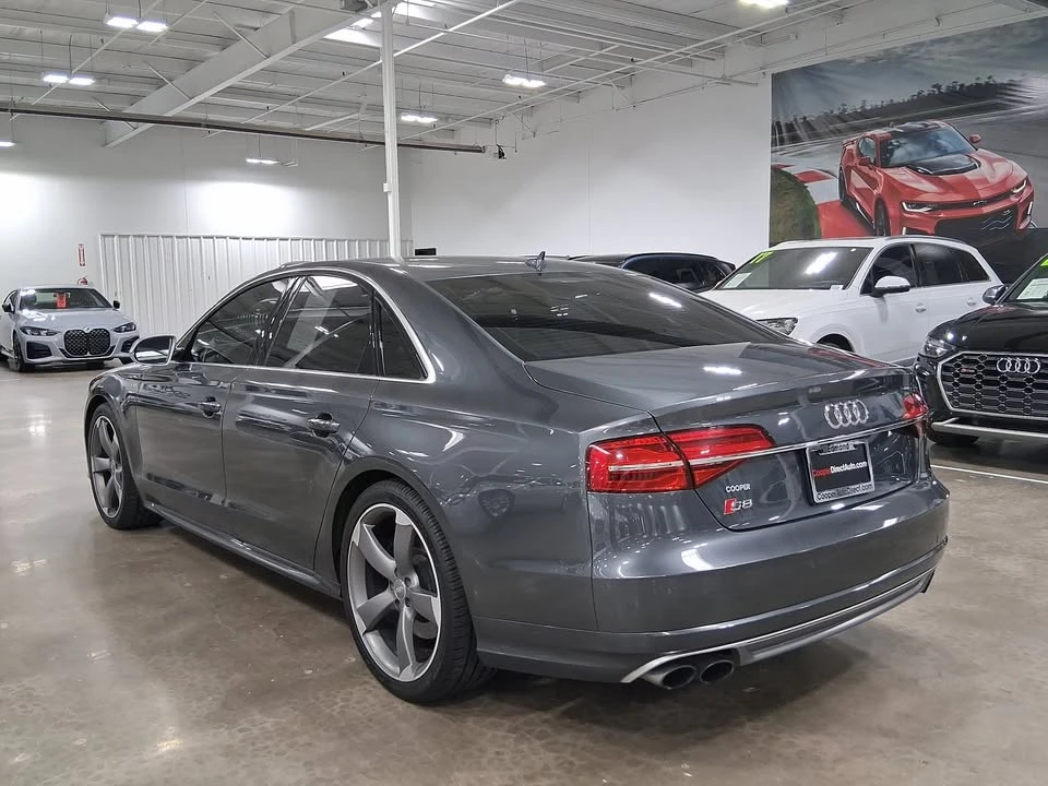 2015 Audi D4 S8 - Image 8 of 19