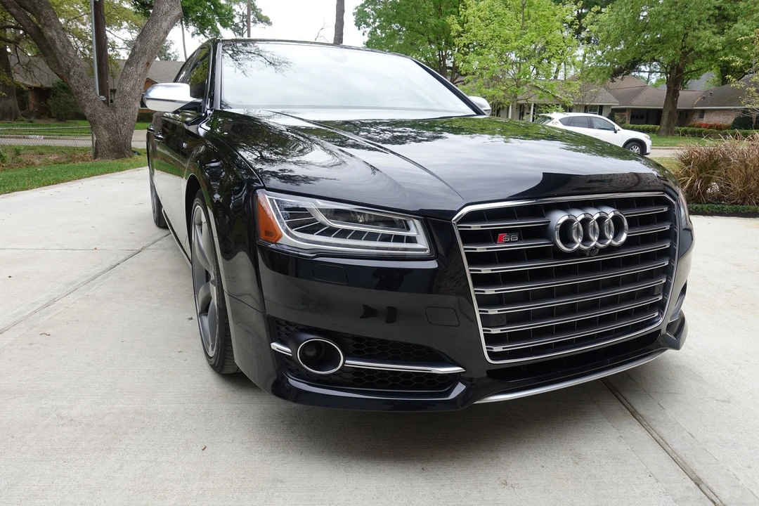 2015 Audi D4 S8 - Image 3 of 14