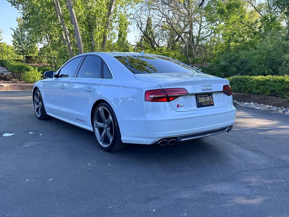 2015 Audi D4 S8 - Image 7 of 31
