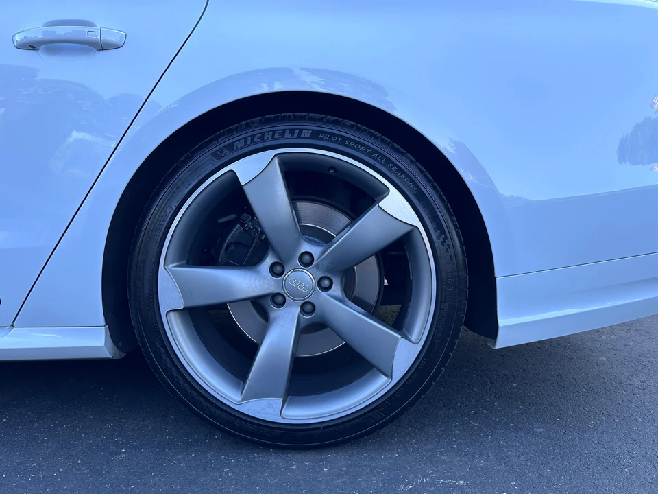 2015 Audi D4 S8 - Image 19 of 31