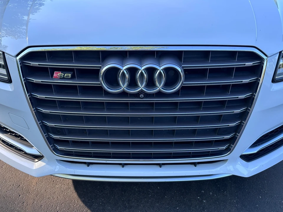 2015 Audi D4 S8 - Image 9 of 31