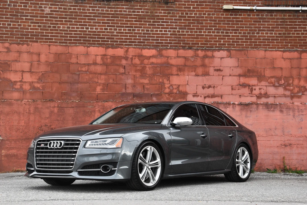 2015 Audi D4 S8 - Image 2 of 31