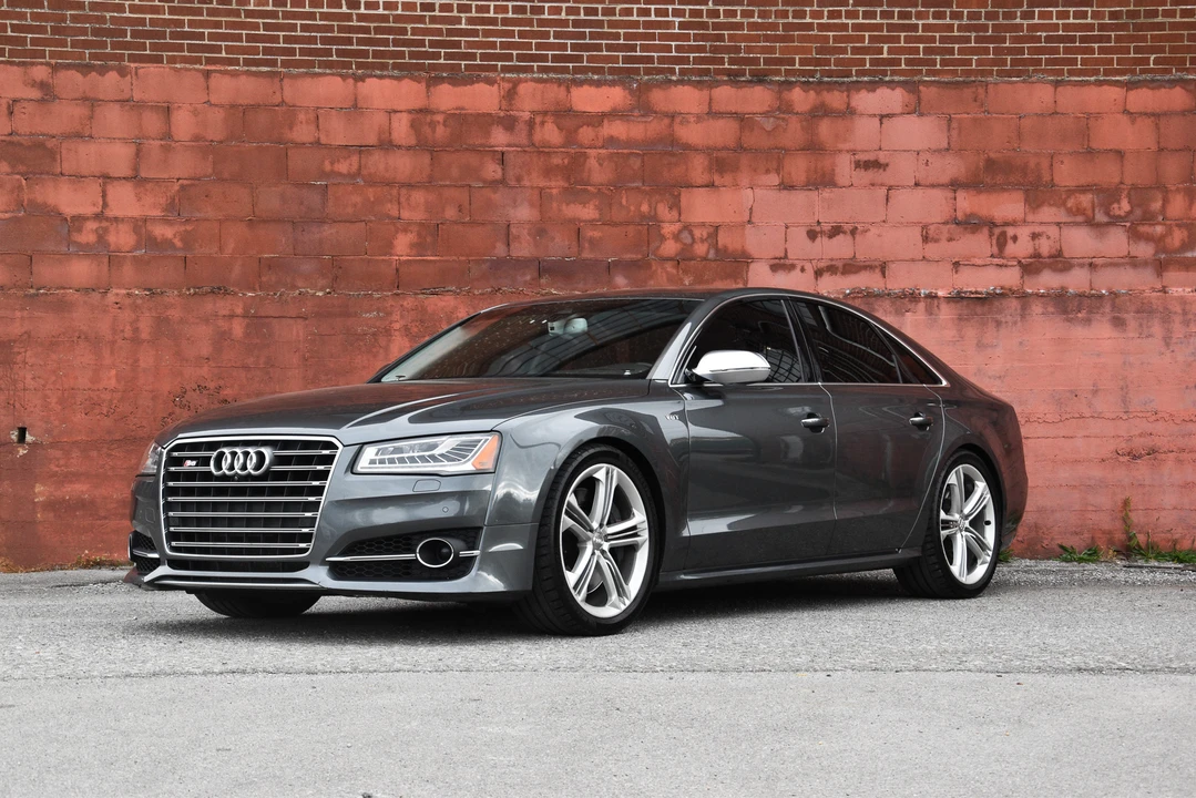 2015 Audi D4 S8 - Image 5 of 31
