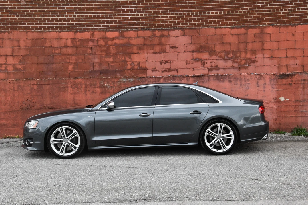 2015 Audi D4 S8 - Image 7 of 31