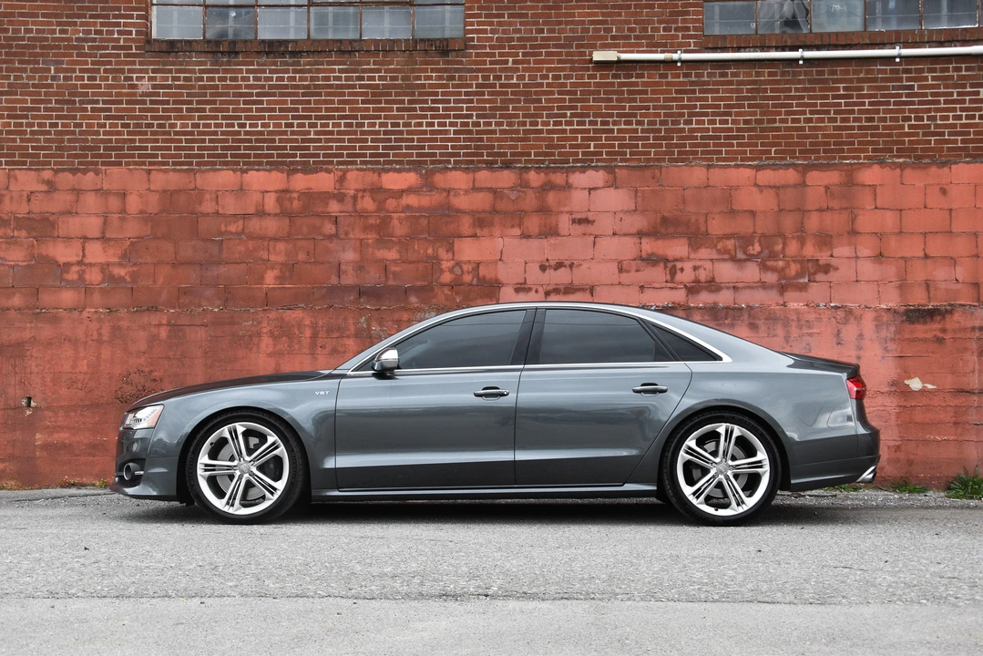 2015 Audi D4 S8 - Image 10 of 31