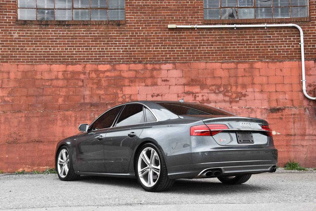 2015 Audi D4 S8 - Image 15 of 31