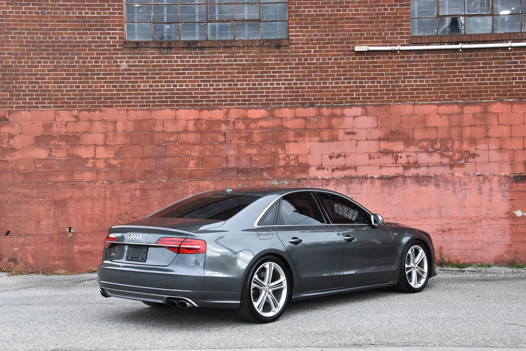 2015 Audi D4 S8 - Image 20 of 31