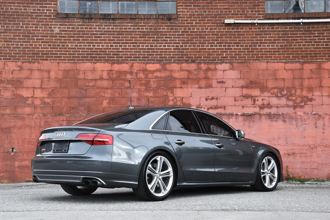 2015 Audi D4 S8 - Image 22 of 31