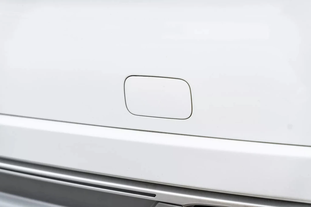 2015 Audi D4 S8 - Image 19 of 31