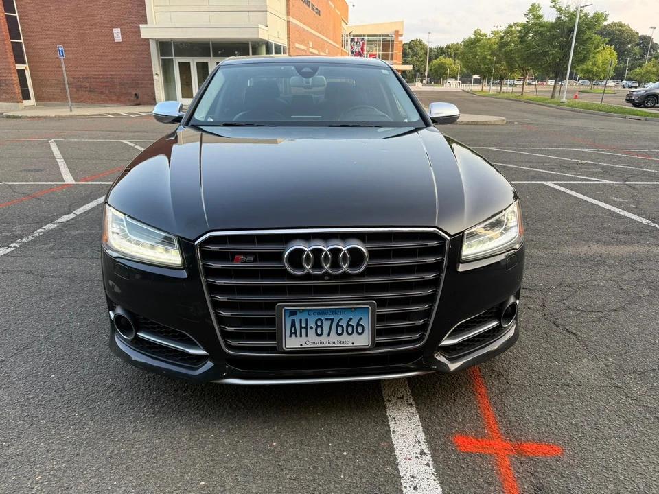 2015 Audi D4 S8 - Image 6 of 31