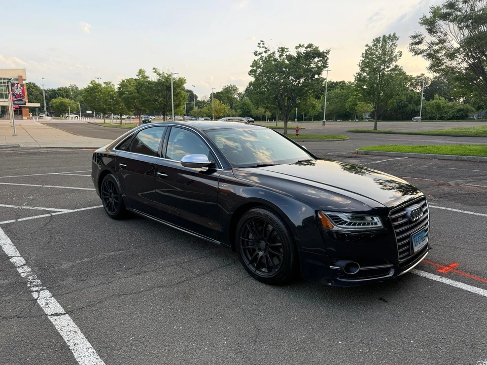 2015 Audi D4 S8 - Image 11 of 31