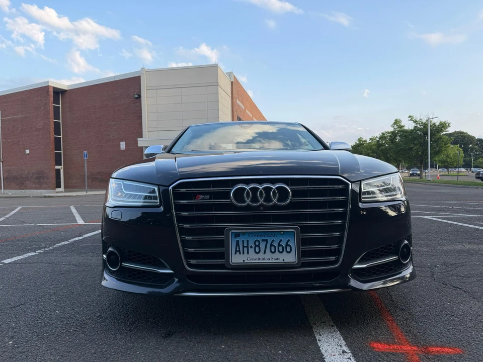 2015 Audi D4 S8 - Image 7 of 31