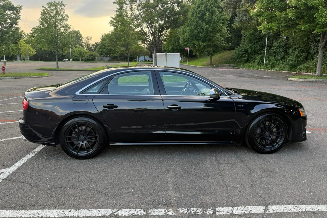 2015 Audi D4 S8 - Image 3 of 31