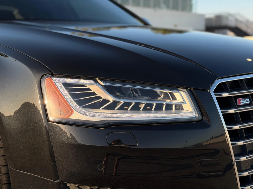2015 Audi D4 S8 - Image 10 of 31