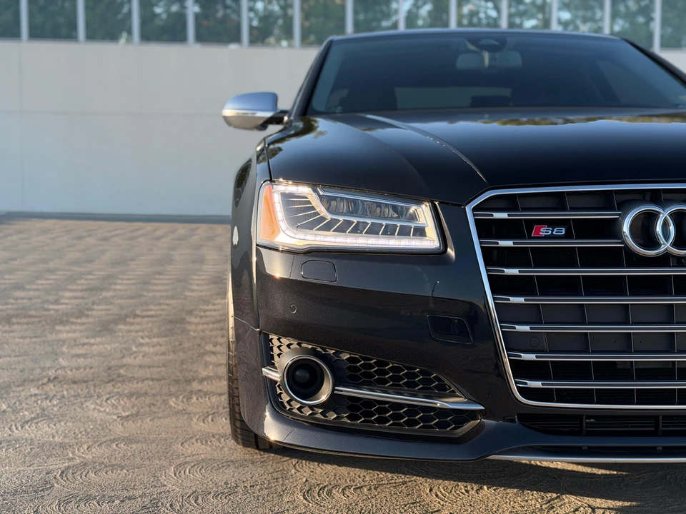 2015 Audi D4 S8 - Image 12 of 31