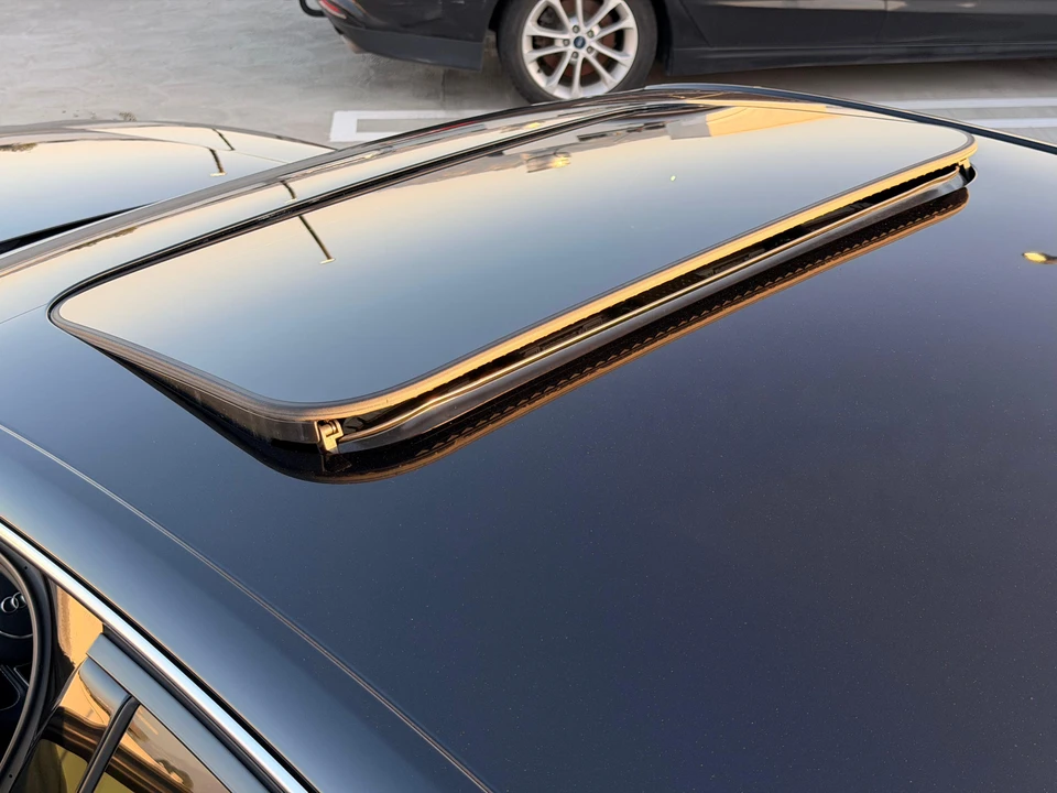 2015 Audi D4 S8 - Image 20 of 31