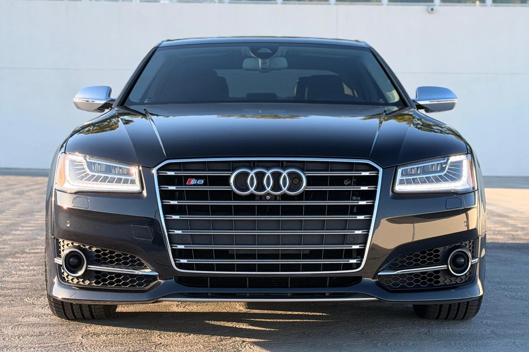 2015 Audi D4 S8 - Image 2 of 31