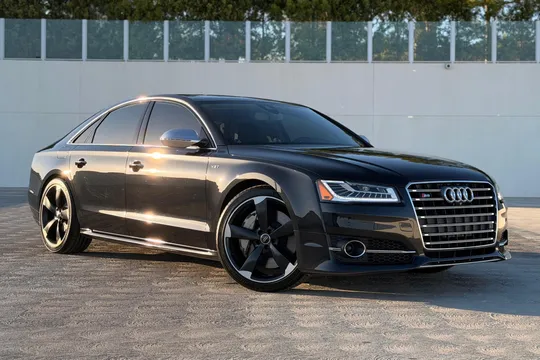 2015 Audi S8