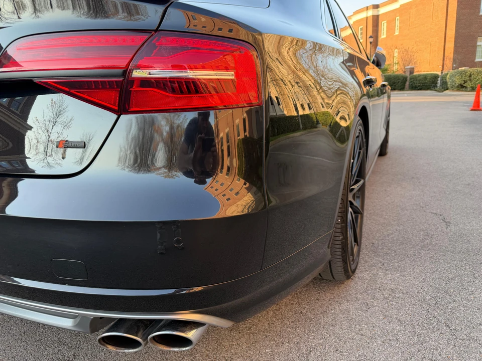 2015 Audi D4 S8 - Image 24 of 31