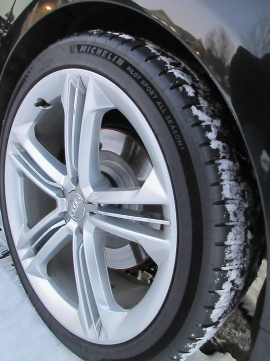 2015 Audi D4 S8 - Image 16 of 31