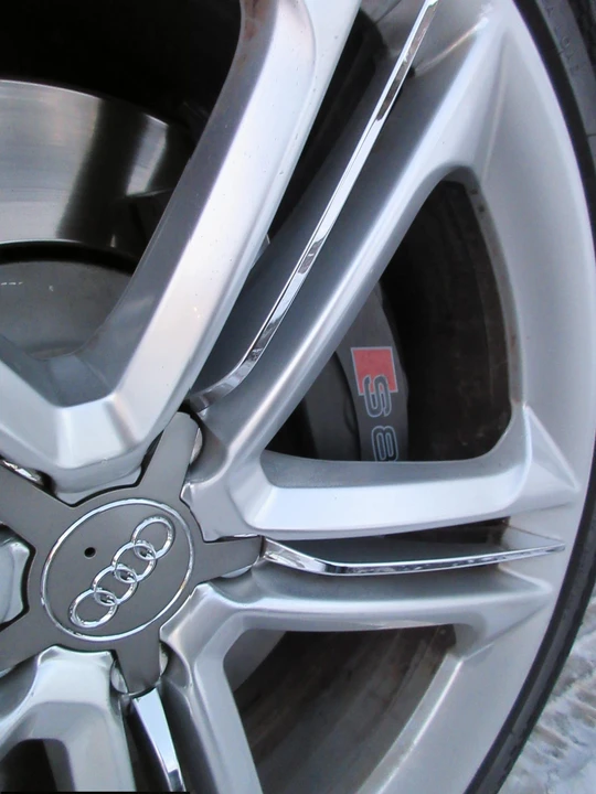 2015 Audi D4 S8 - Image 17 of 31