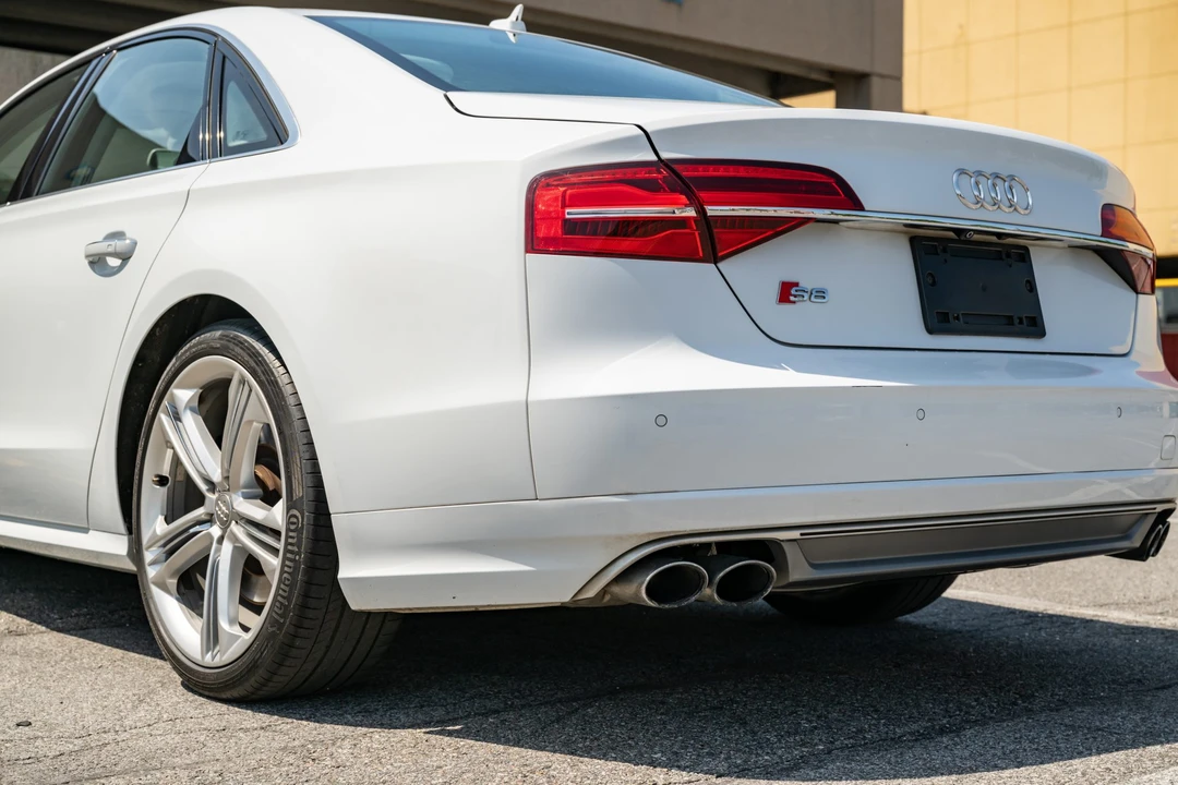 2015 Audi D4 S8 - Image 25 of 31