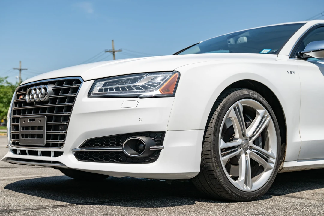 2015 Audi D4 S8 - Image 20 of 31