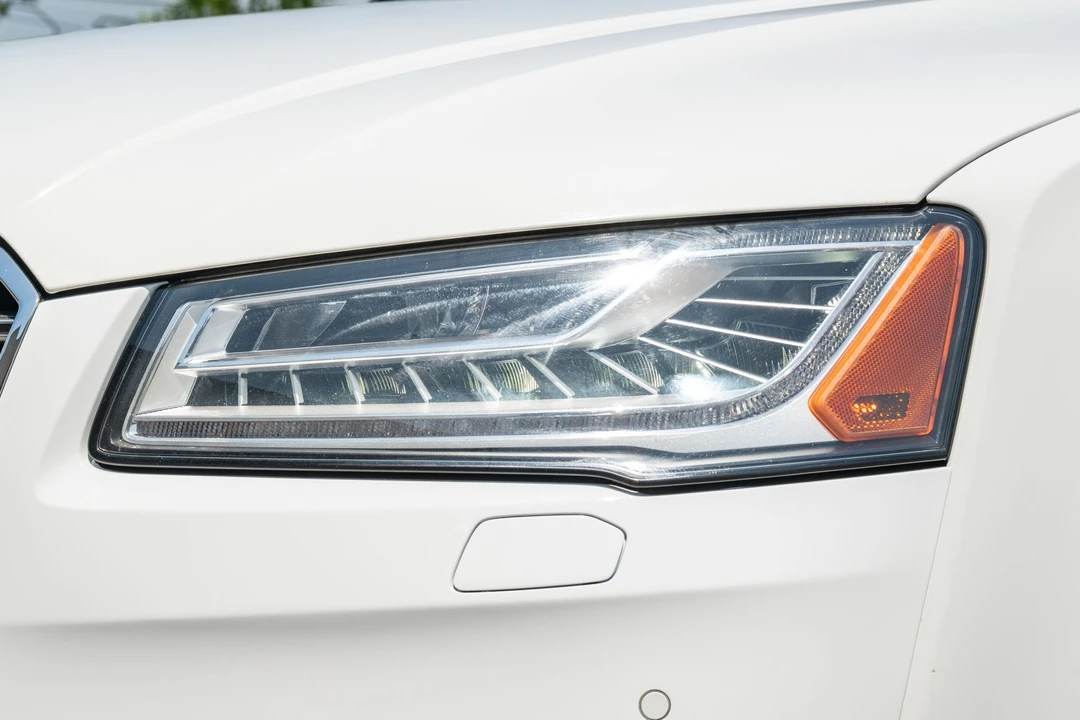 2015 Audi D4 S8 - Image 17 of 31