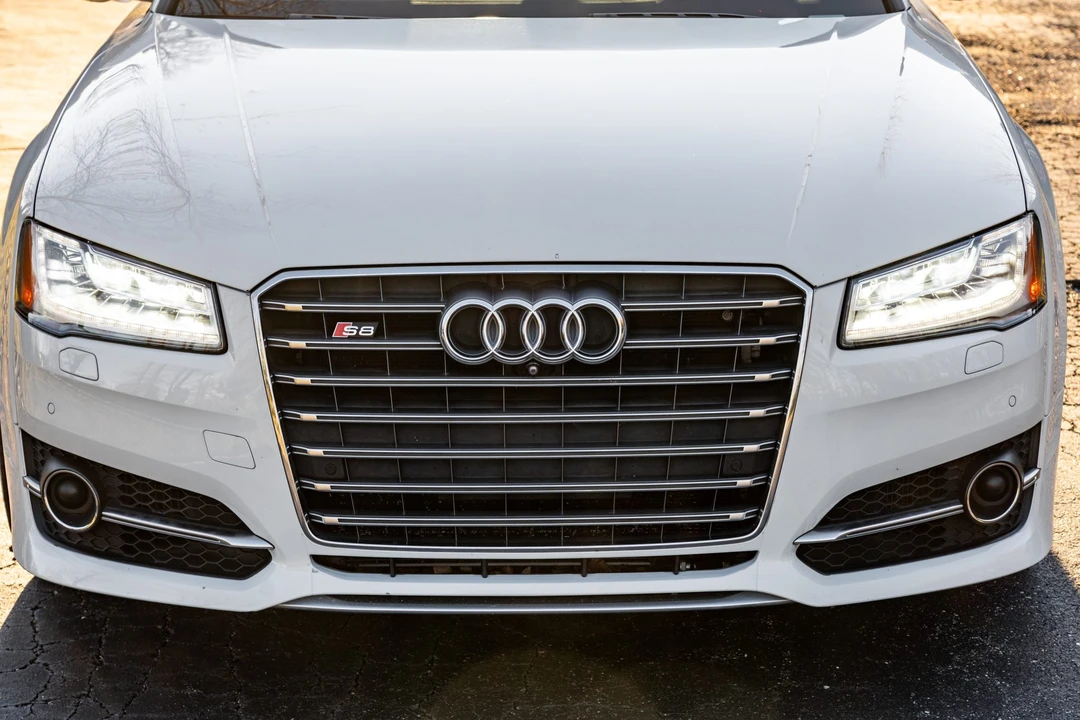 2015 Audi D4 S8 - Image 10 of 31