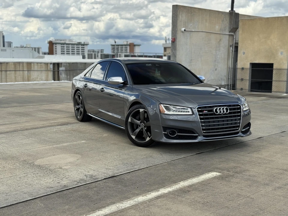 2015 Audi D4 S8 - Image 5 of 31