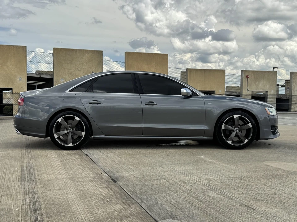 2015 Audi D4 S8 - Image 6 of 31