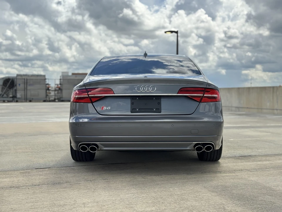 2015 Audi D4 S8 - Image 8 of 31