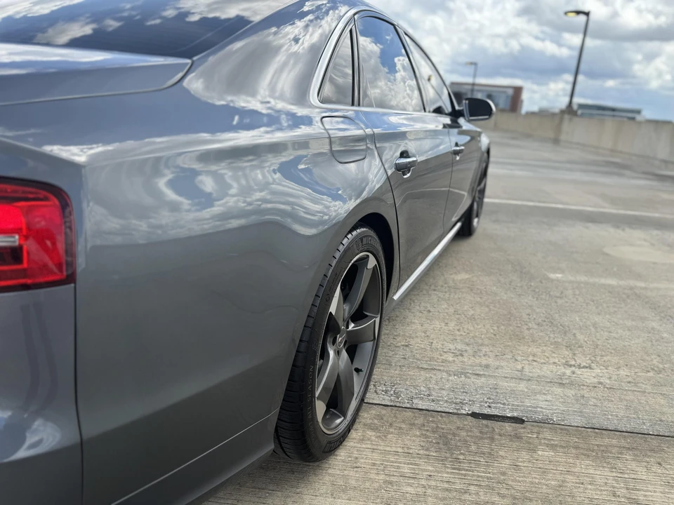 2015 Audi D4 S8 - Image 28 of 31