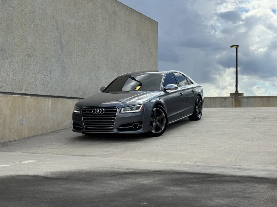 2015 Audi D4 S8 - Image 3 of 31