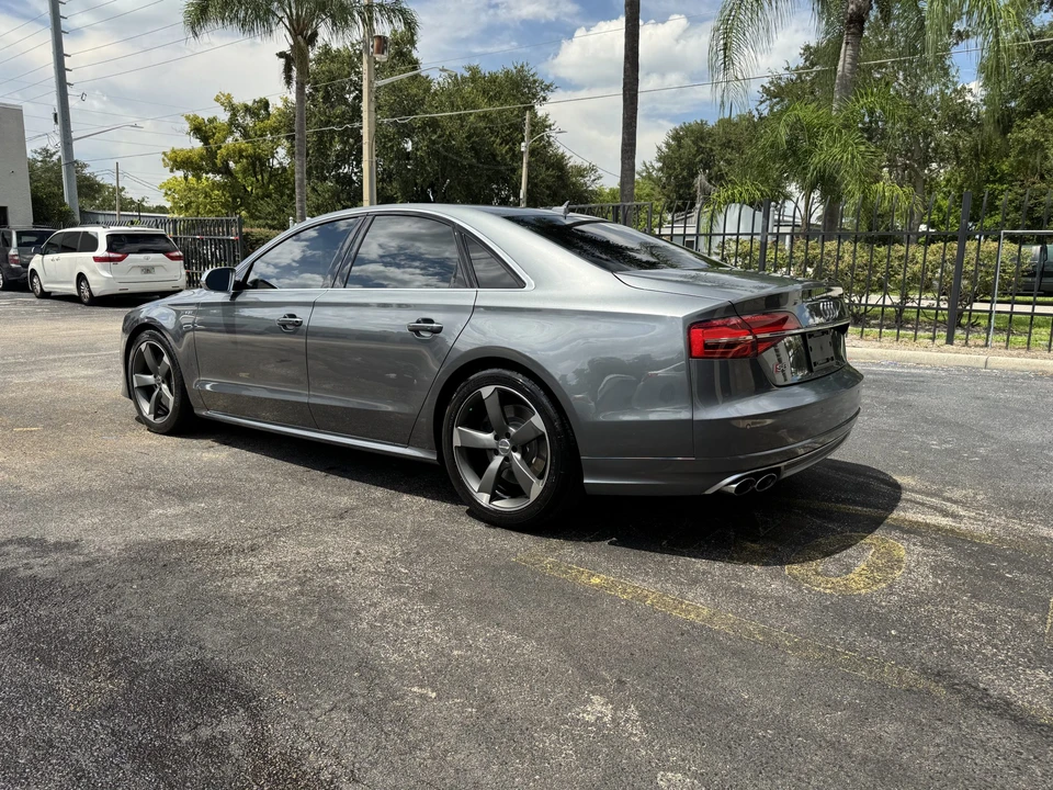 2015 Audi D4 S8 - Image 14 of 31