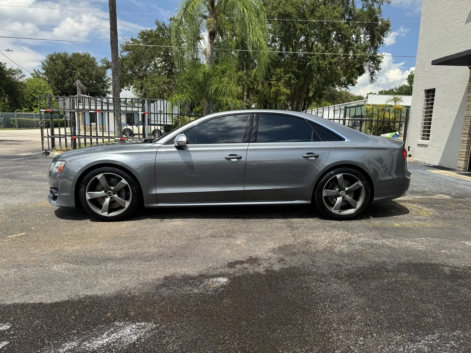 2015 Audi D4 S8 - Image 15 of 31