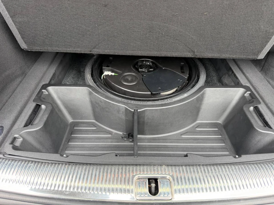 2015 Audi 8R SQ5 - Image 11 of 16