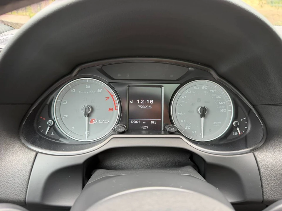 2015 Audi 8R SQ5 - Image 5 of 16