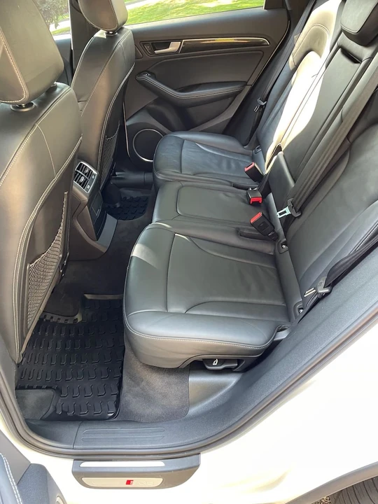 2015 Audi 8R SQ5 - Image 13 of 20