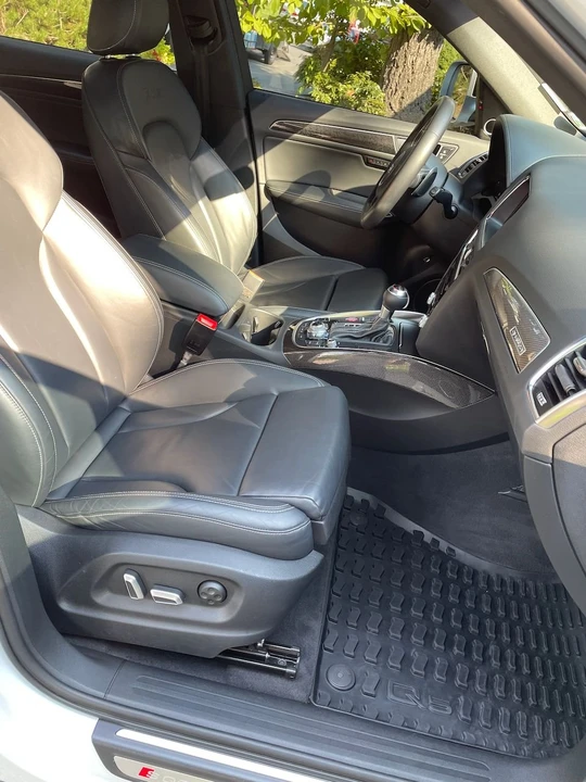 2015 Audi 8R SQ5 - Image 10 of 20