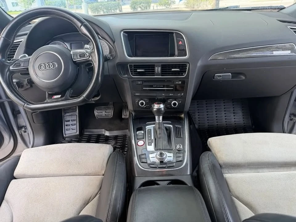 2015 Audi 8R SQ5 - Image 13 of 20