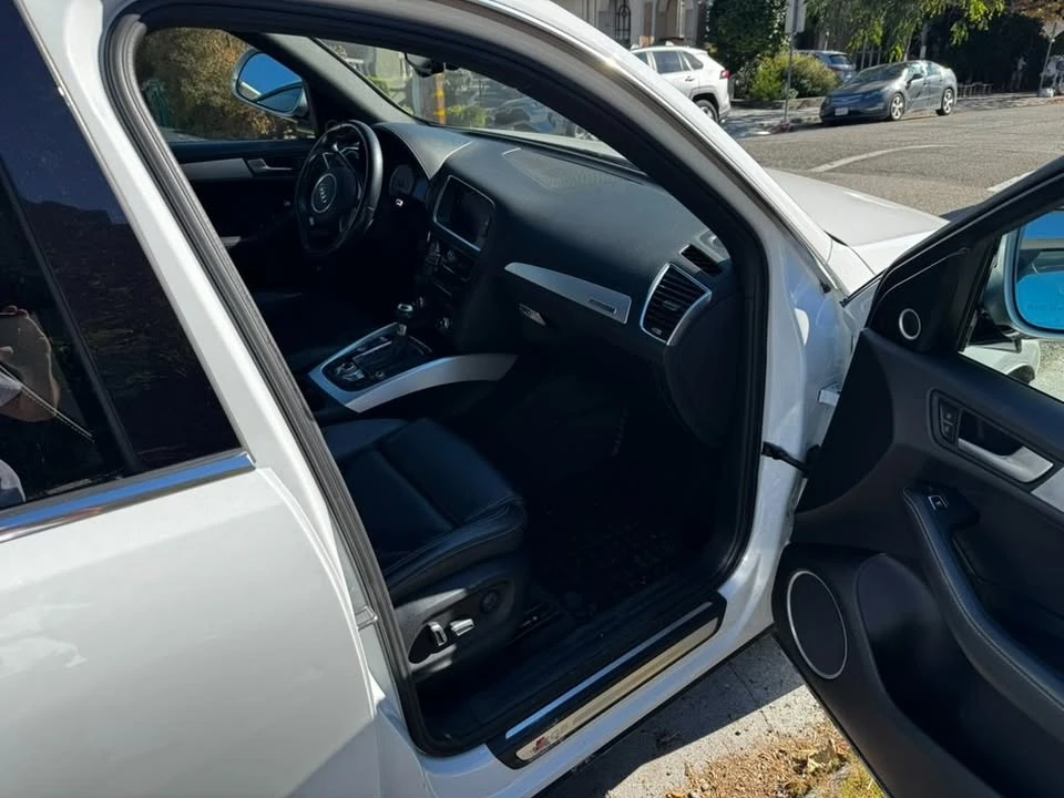 2015 Audi 8R SQ5 - Image 10 of 20