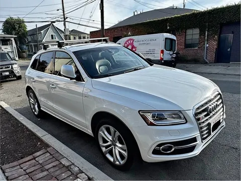 2015 Audi SQ5 Premium Plus