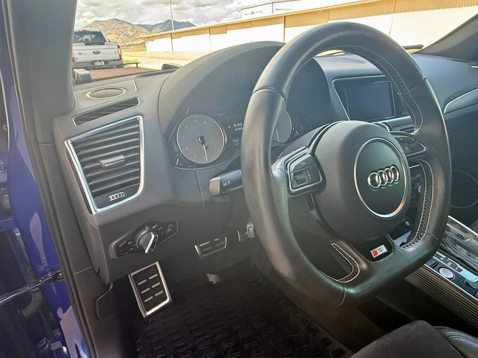 2015 Audi 8R SQ5 - Image 9 of 23