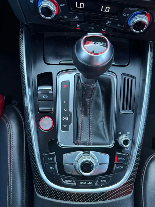 2015 Audi 8R SQ5 - Image 16 of 17