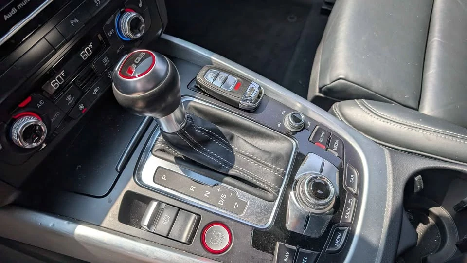 2015 Audi 8R SQ5 - Image 19 of 20
